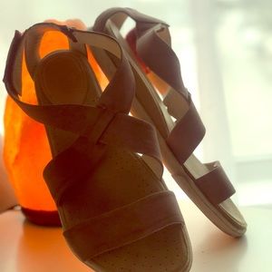 Light purple sandals